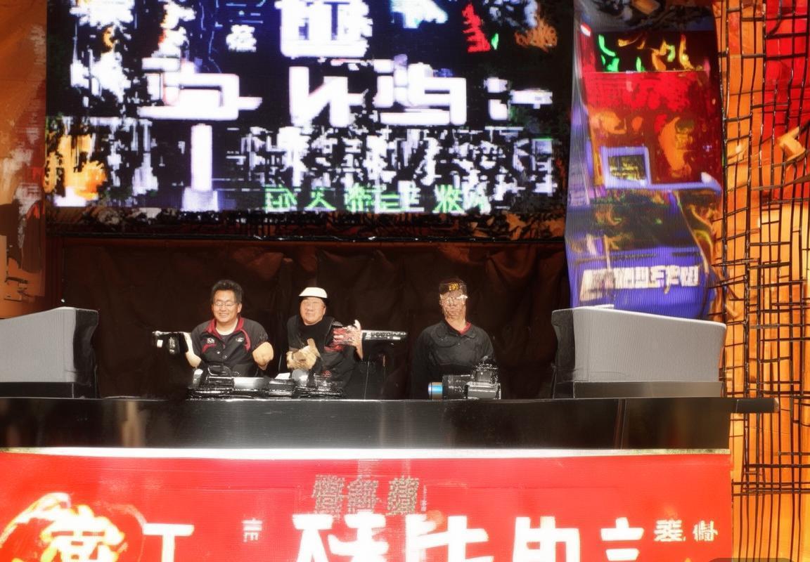 方硕篮球之路：成长历程、技术特点与未来展望